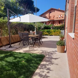 Casa Del Sole With Garden Apartment