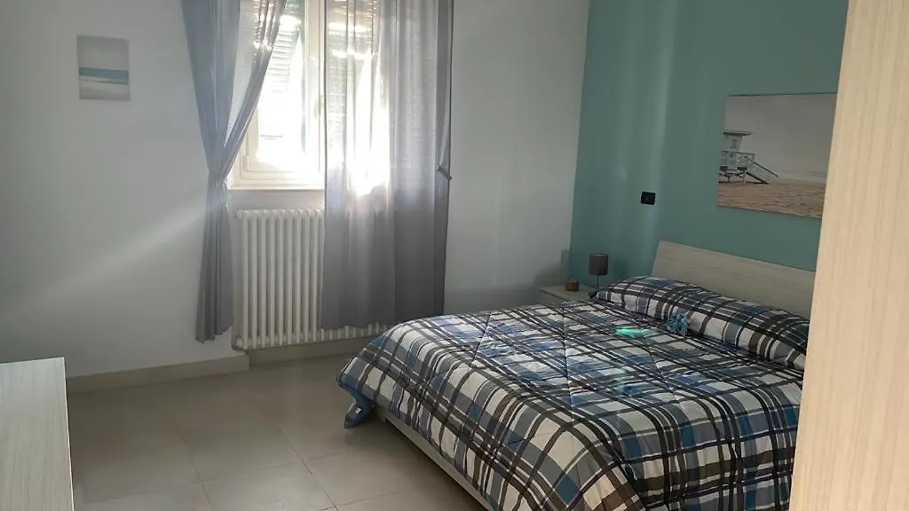 Azzurra House Apartment Marina Di Pisa Italy
