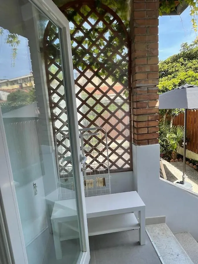 Azzurra House Apartment Marina Di Pisa